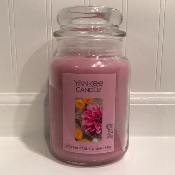 Yankee Candle ‘Sugared Dahlia & Mandarin’ 🌸🍊 candle 🕯